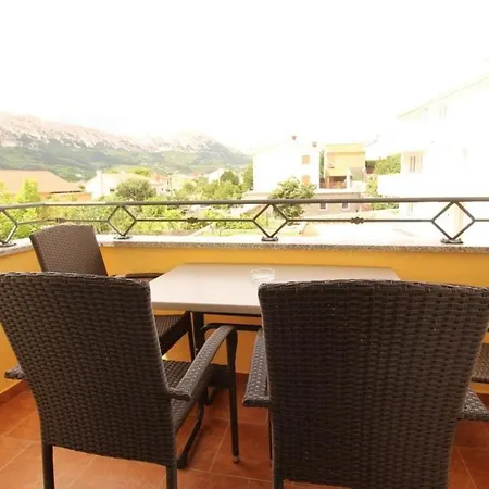 In Mit Eigenem Balkon *
